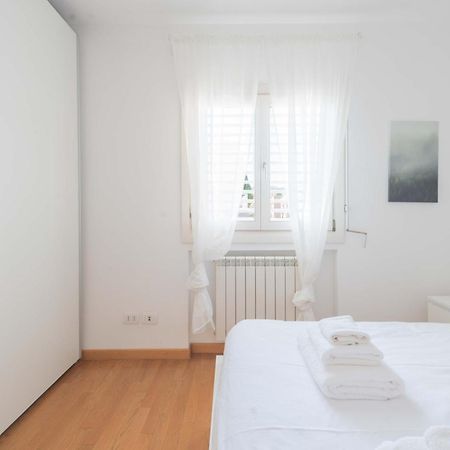 Loverhome Apartment 3 Rome Bagian luar foto
