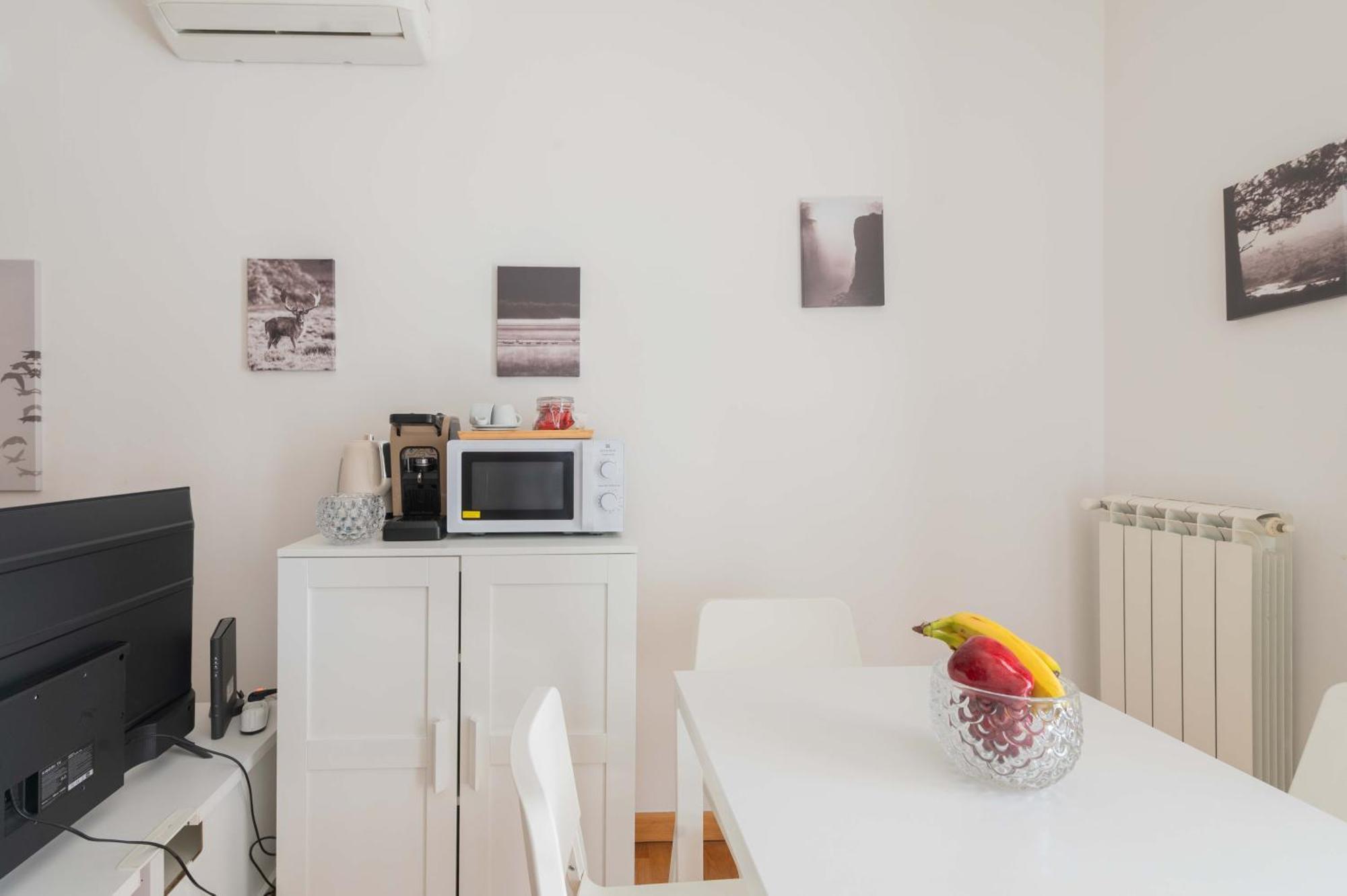 Loverhome Apartment 3 Rome Bagian luar foto