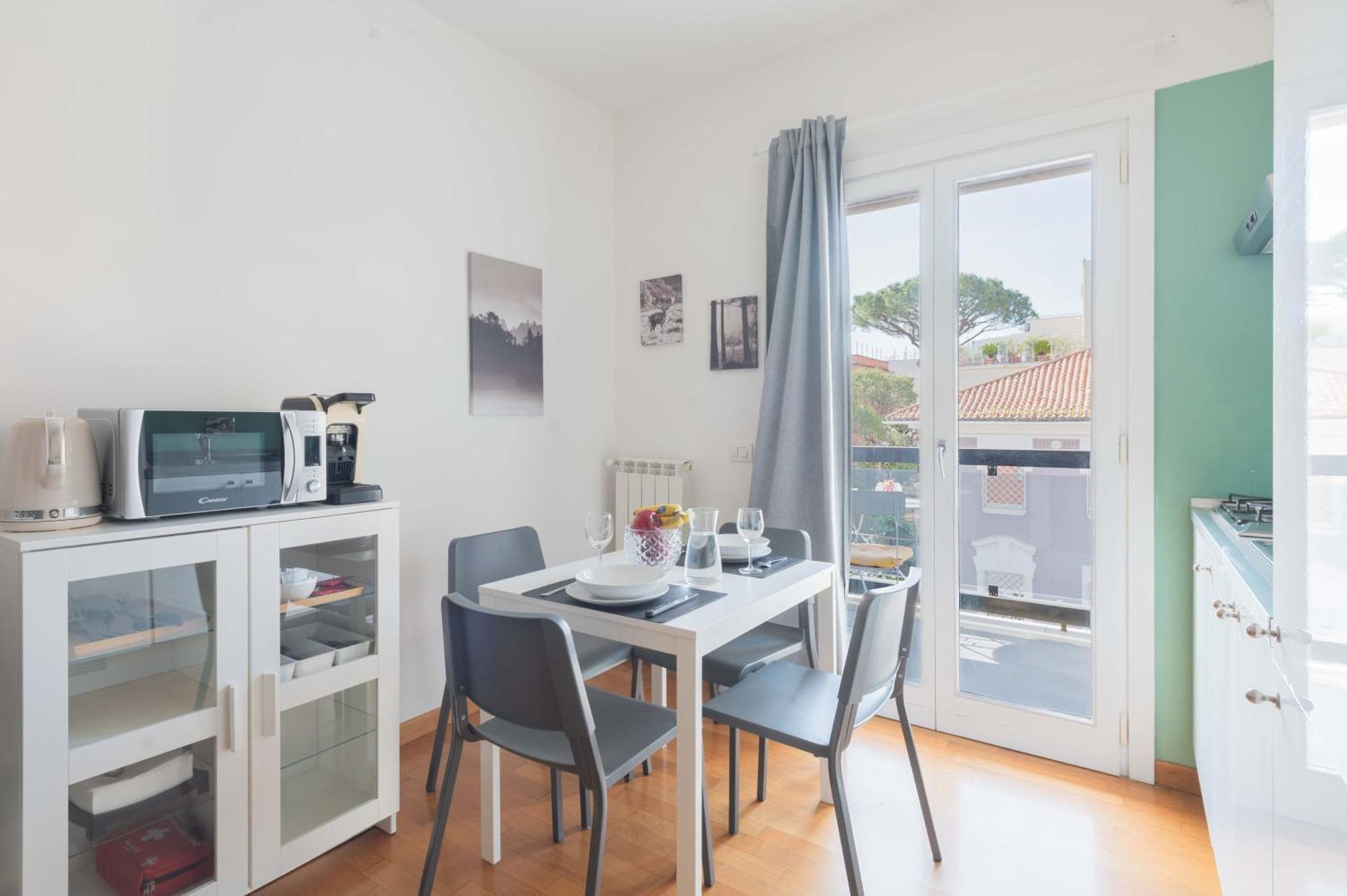 Loverhome Apartment 3 Rome Bagian luar foto