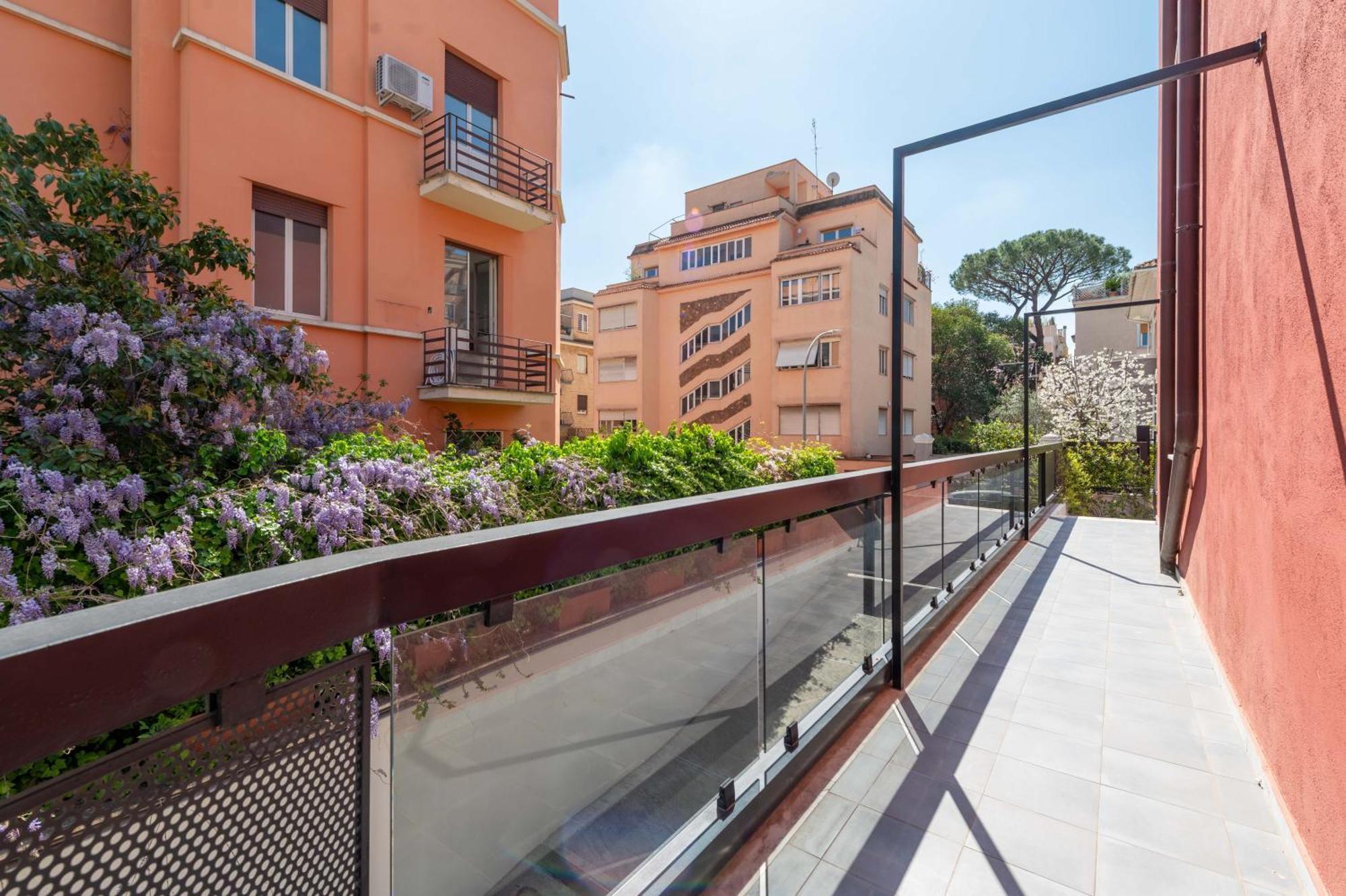 Loverhome Apartment 3 Rome Bagian luar foto