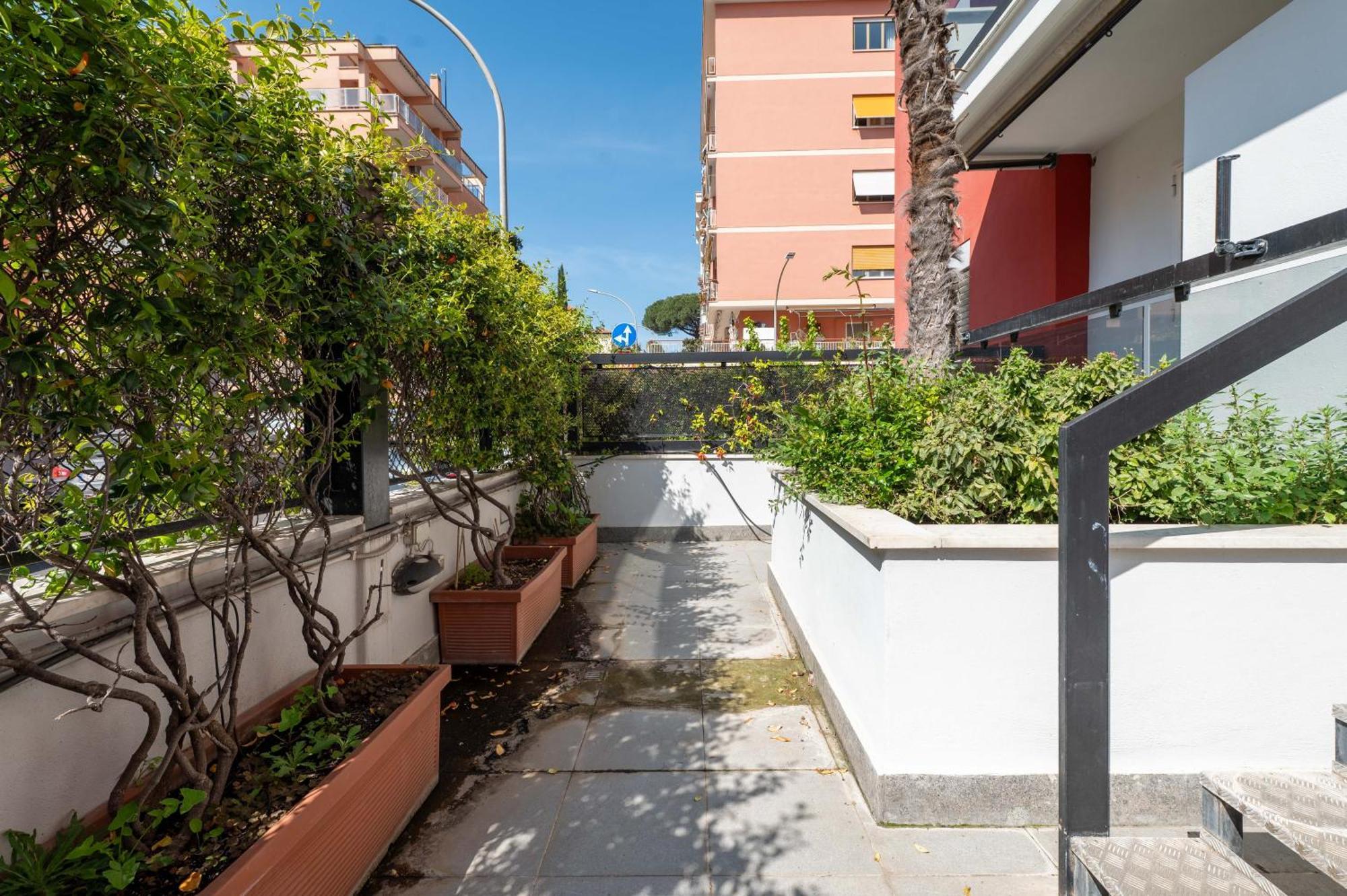 Loverhome Apartment 3 Rome Bagian luar foto